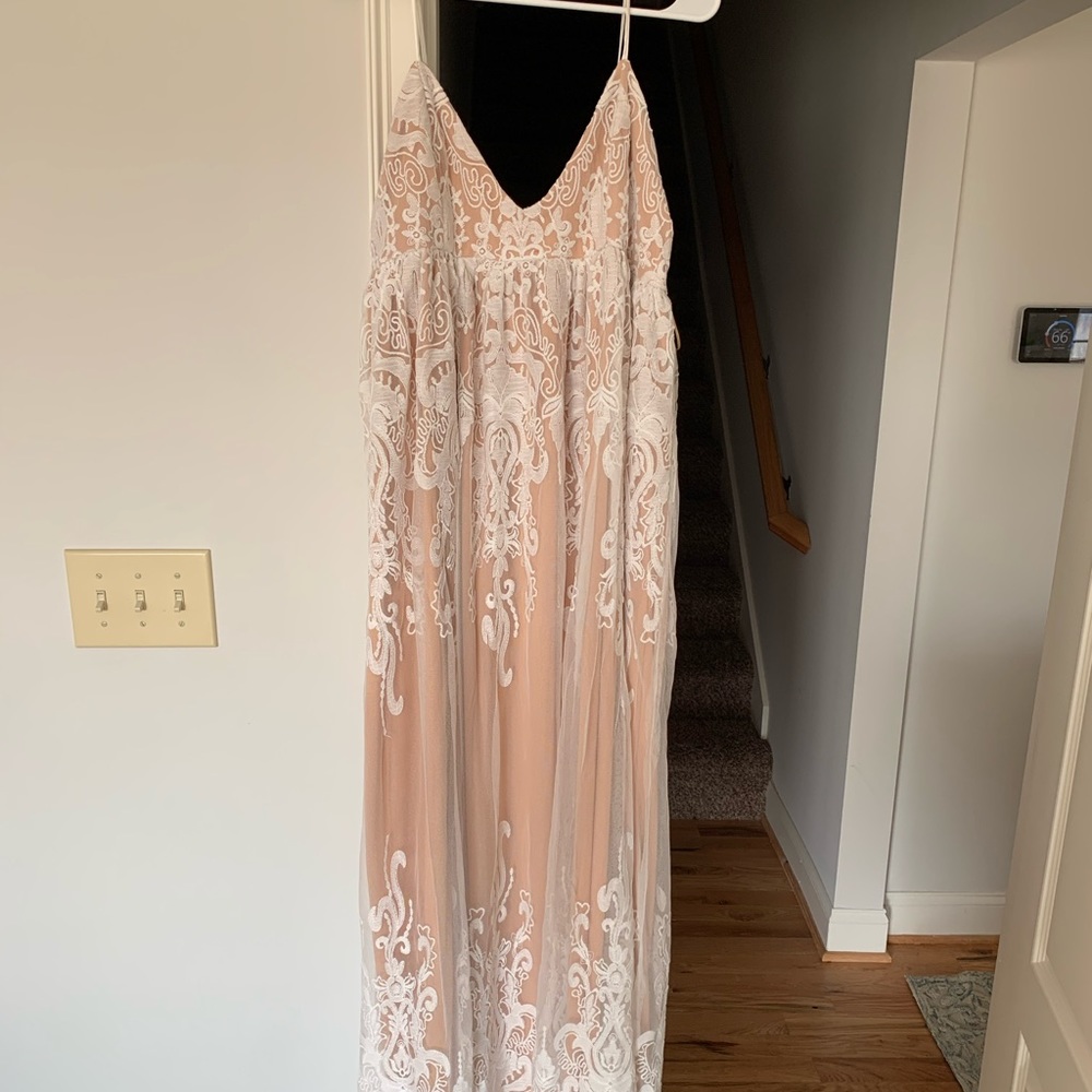 Plus size maxi dress